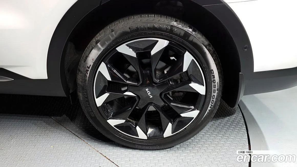 Kia Sorento — фото 7