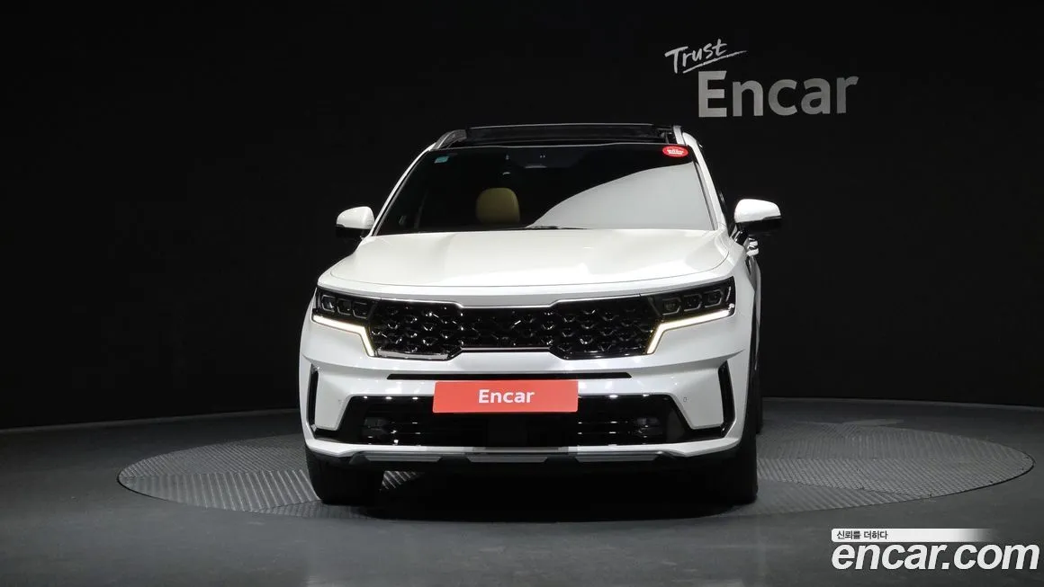 Kia Sorento — фото 7