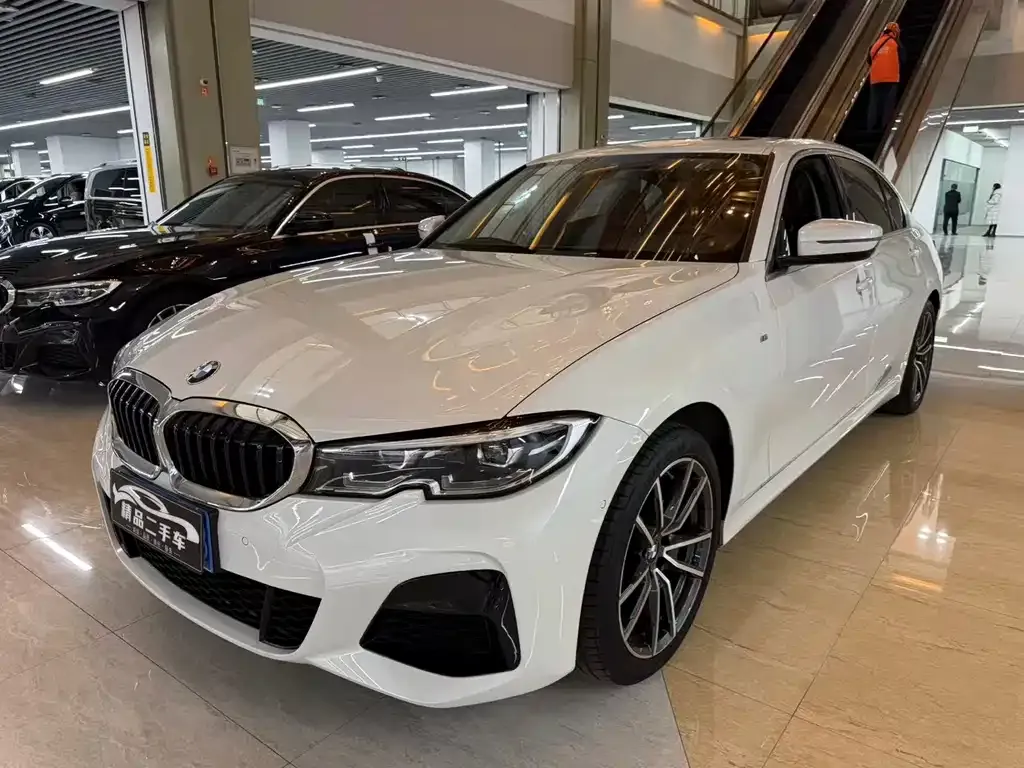 BMW 3 Series — фото 1