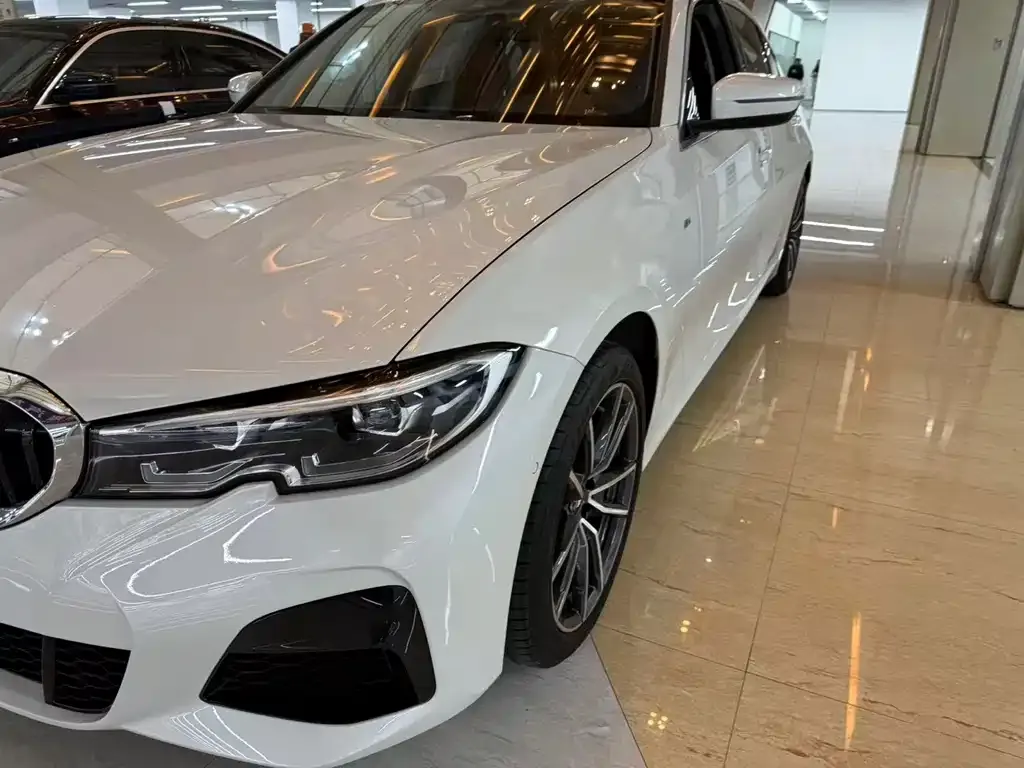 BMW 3 Series — фото 10