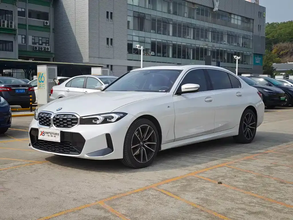 BMW 3 Series — фото 1