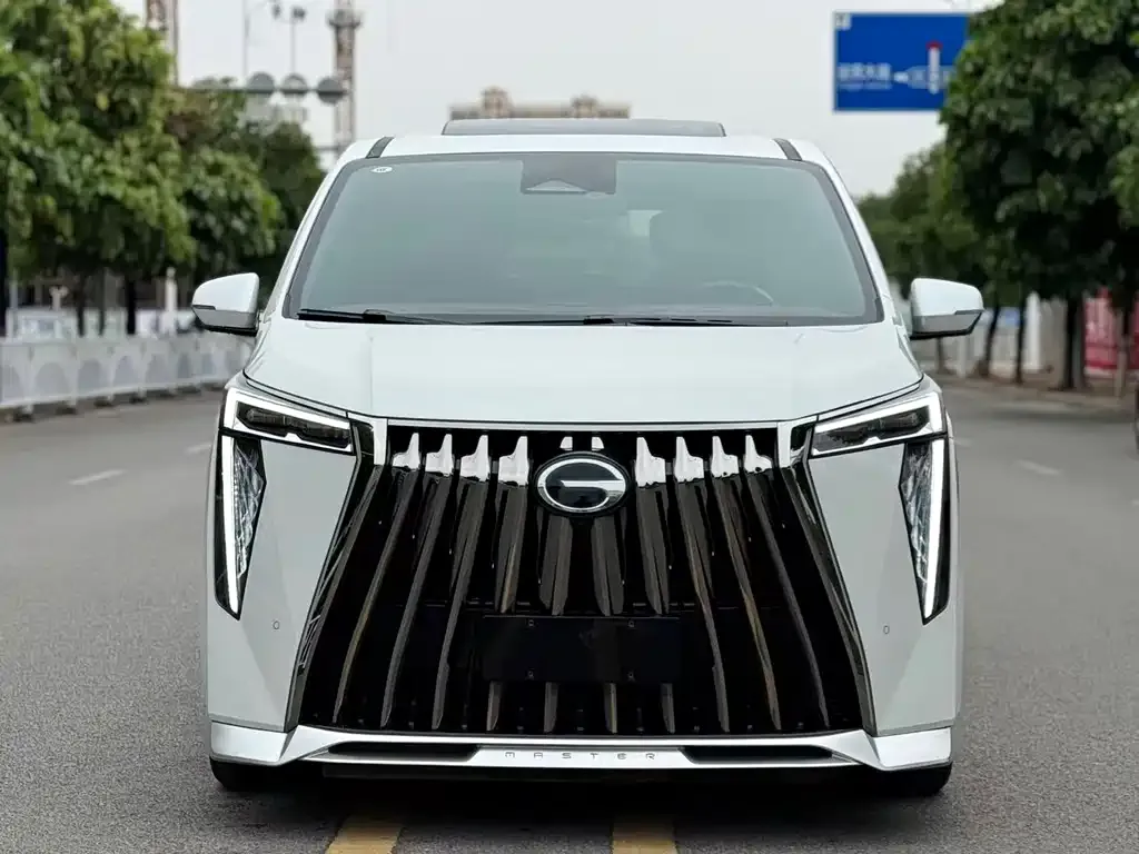 GAC Motor Trumpchi M8 — фото 2