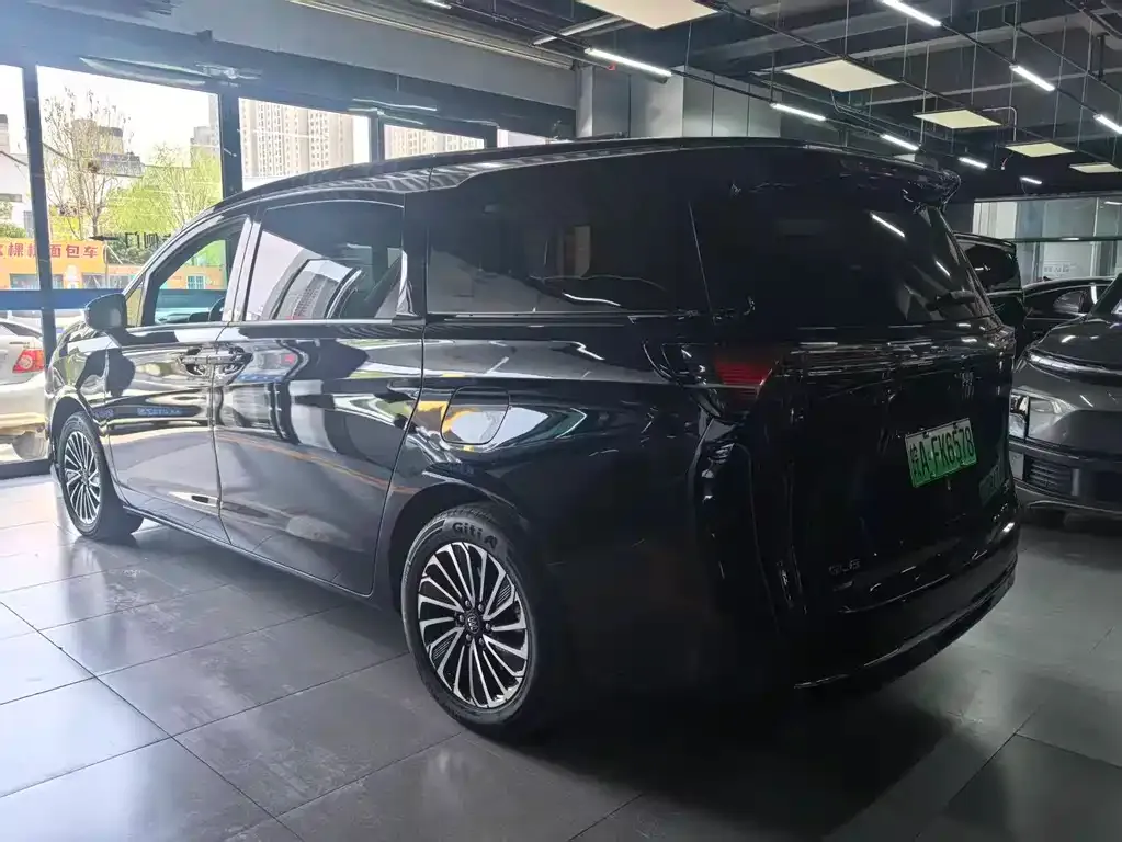Buick GL8 Hybrid 2025 из CN, фото 10