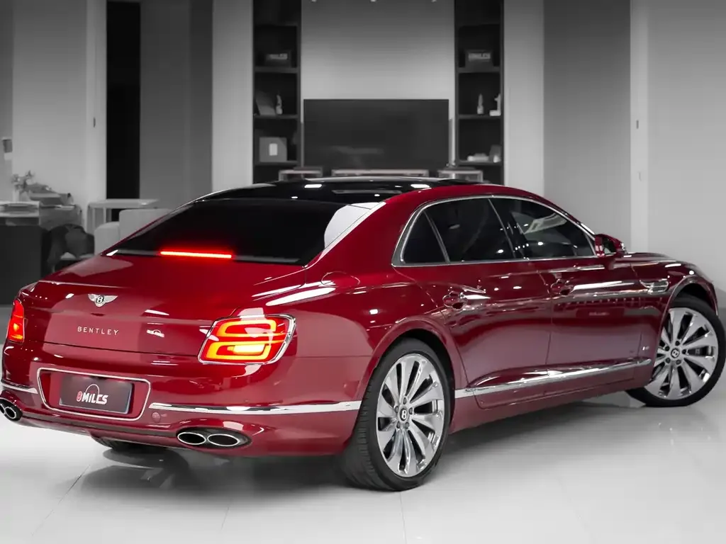 Bentley Flying Spur 2022 из CN, фото 3