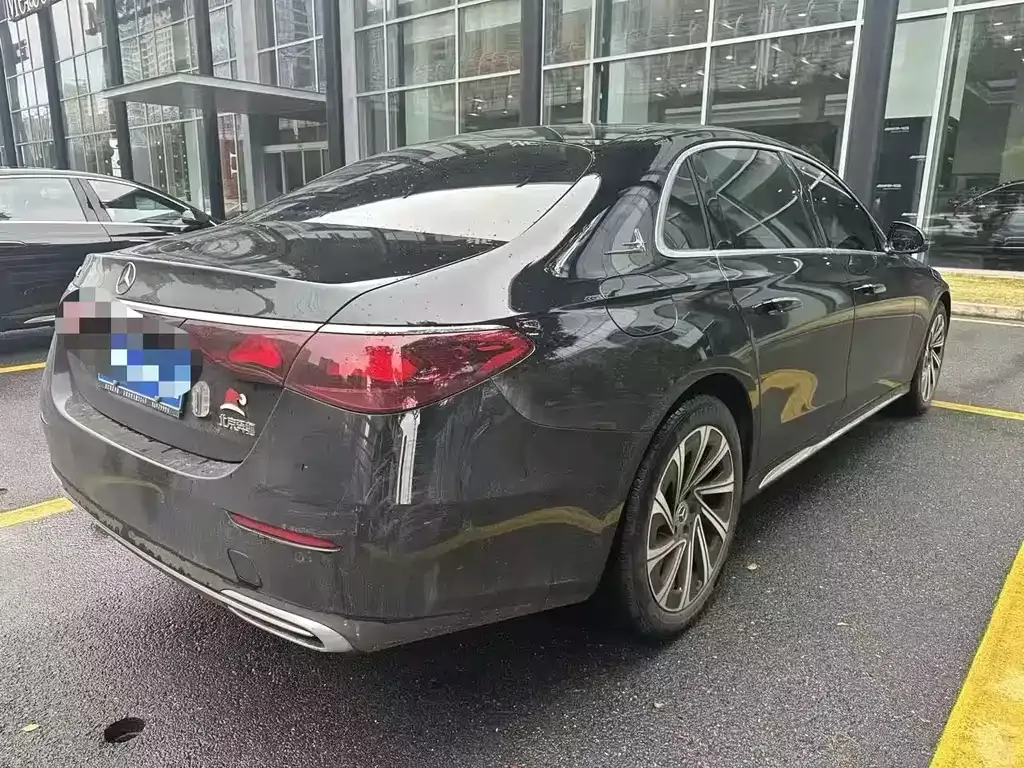 Mercedes-Benz E-Class 2025 из CN, фото 5