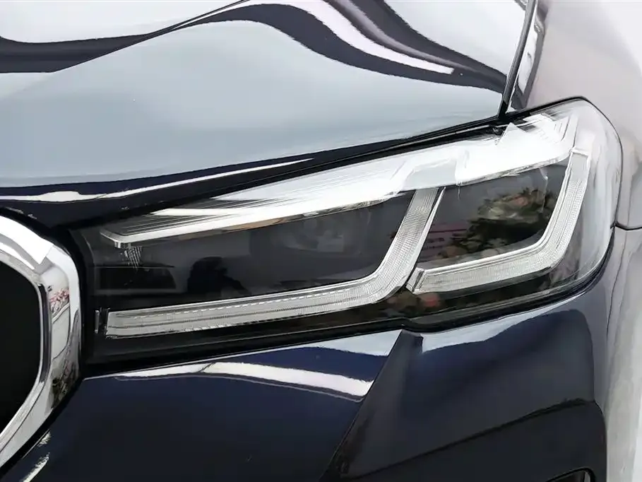 BMW 5 Series 2023 из CN, фото 8