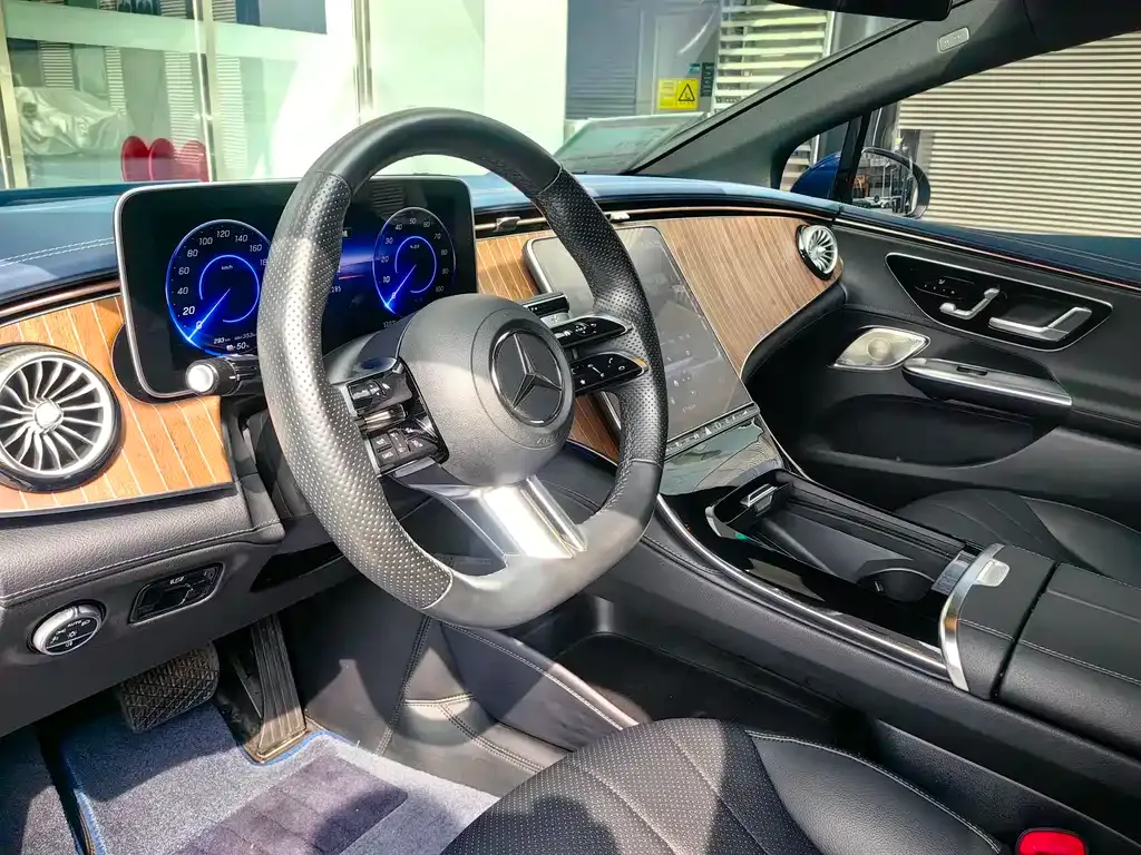 Mercedes-Benz EQE 2023 из CN, фото 5