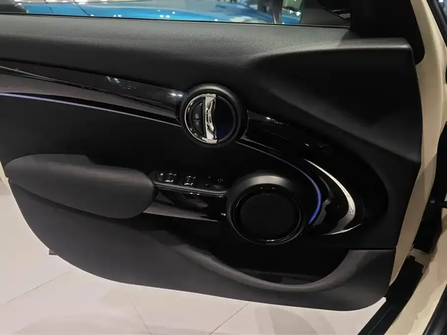 MINI Cooper (3-door) 2021 из CN, фото 4