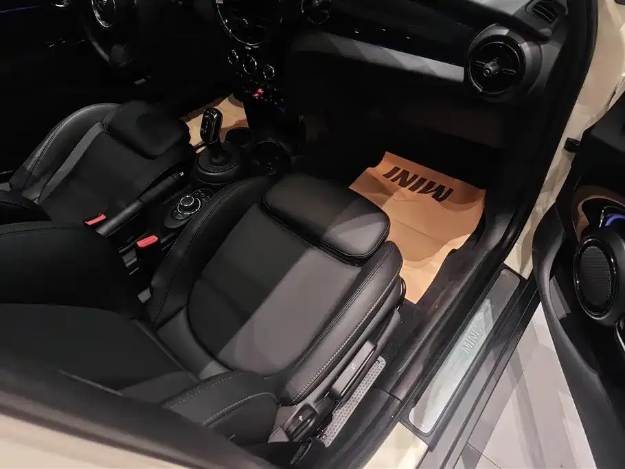 MINI Cooper (3-door) 2021 из CN, фото 8