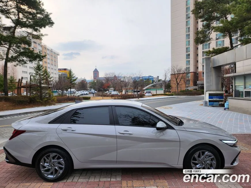 Hyundai AVANTE — фото 7