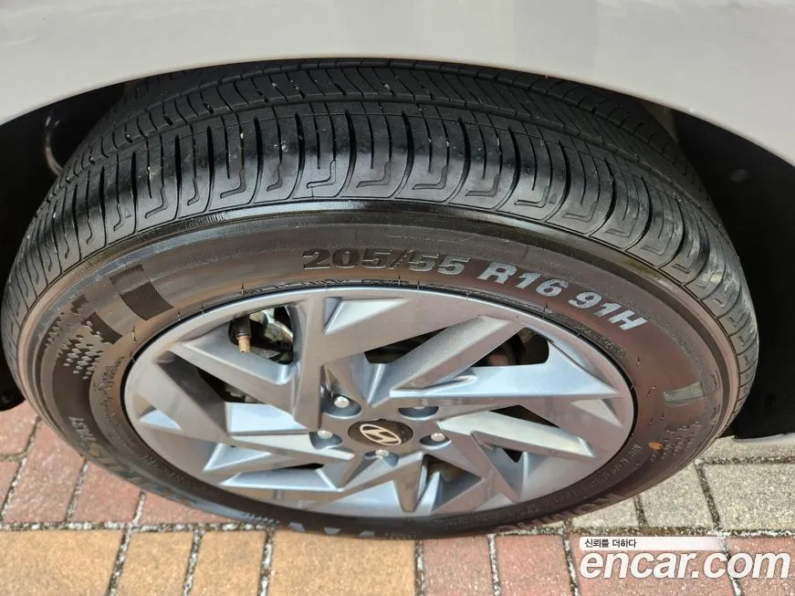 Hyundai AVANTE — фото 9