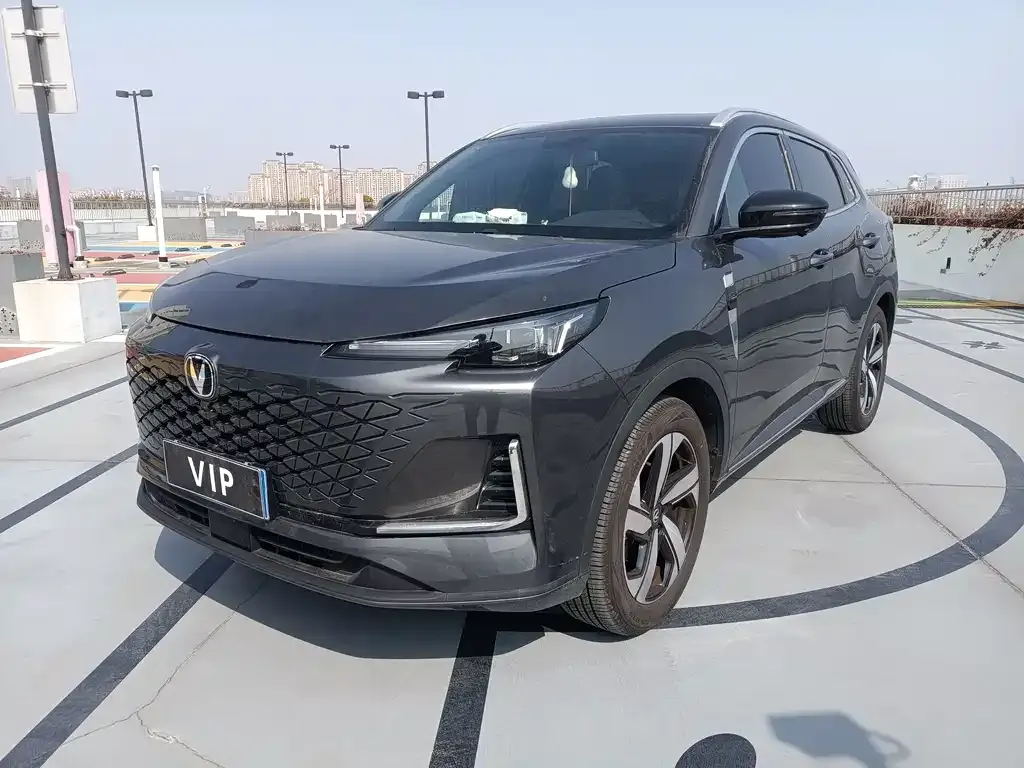 Changan CS55PLUS — фото 1