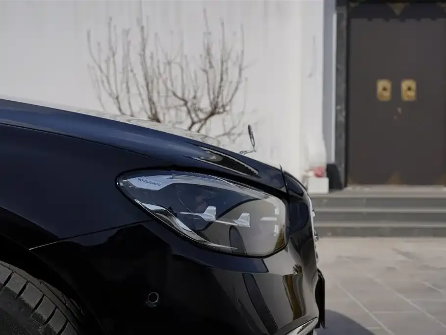 Mercedes-Benz E-Class 2022 из CN, фото 2