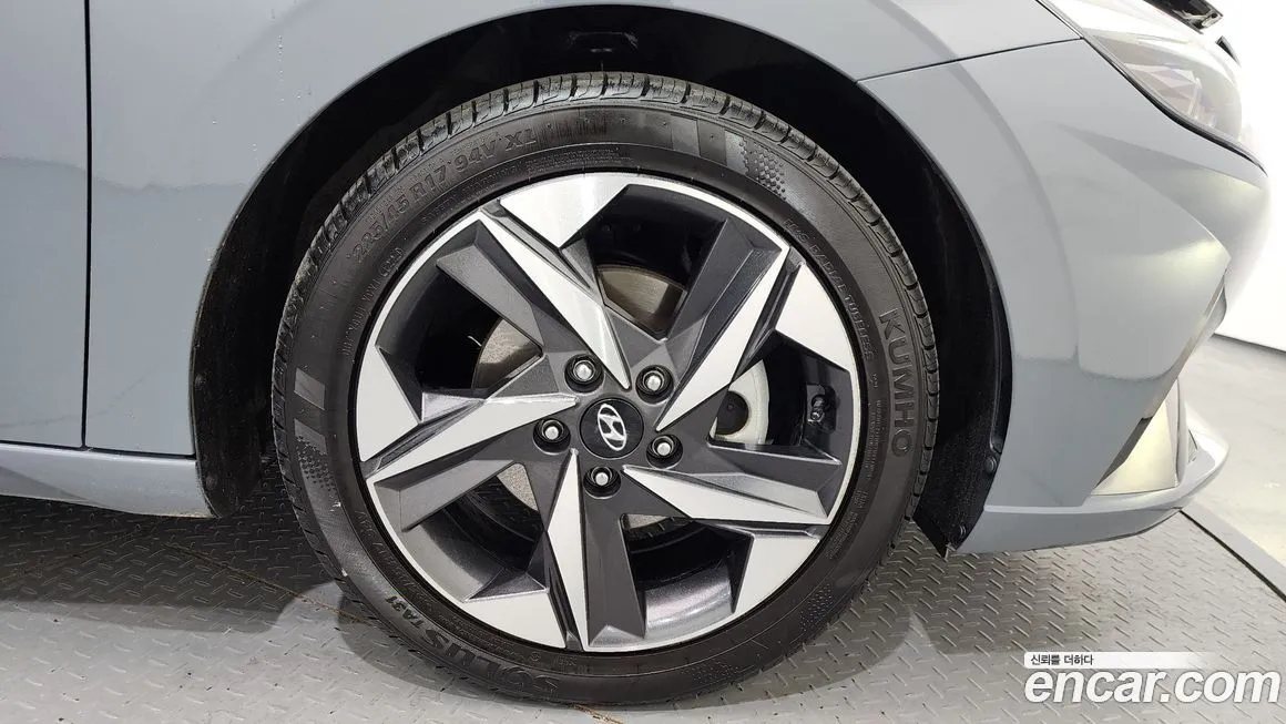 Hyundai AVANTE — фото 8