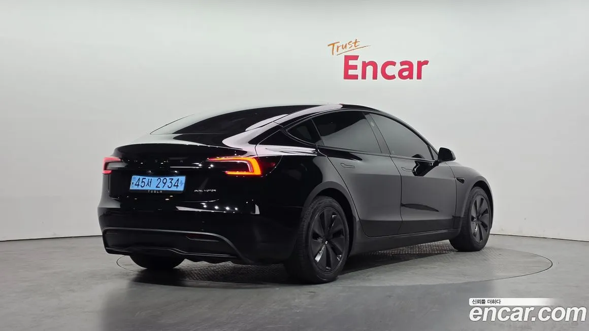 Tesla Model 3 2024 из KR, фото 9