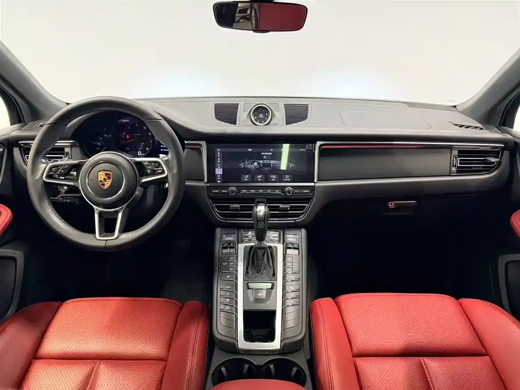Porsche Macan — фото 6