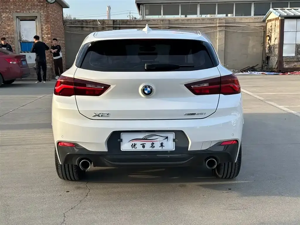 BMW X2 — фото 6