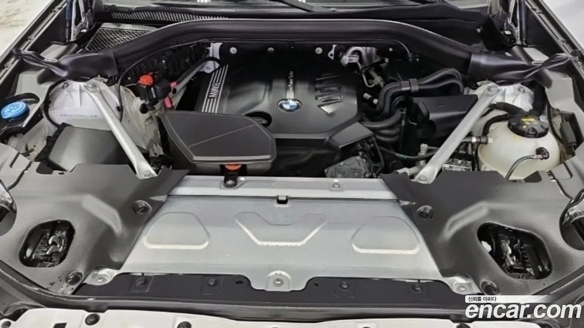 BMW X4 2021 из KR, фото 5