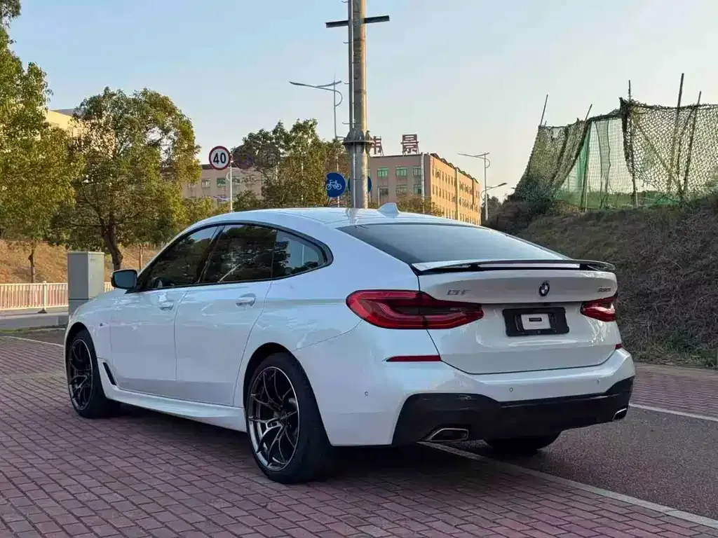 BMW 6 Series GT — фото 9