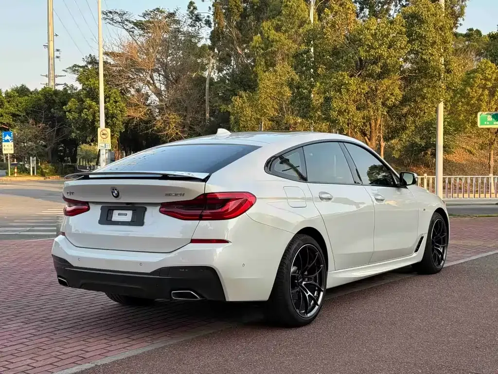 BMW 6 Series GT — фото 8