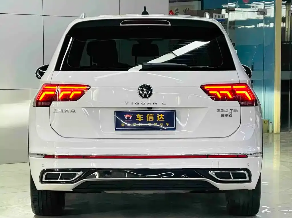 Volkswagen Tiguan L — фото 3