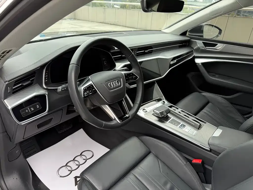 Audi A7 — фото 7