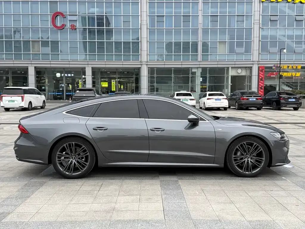 Audi A7 — фото 6