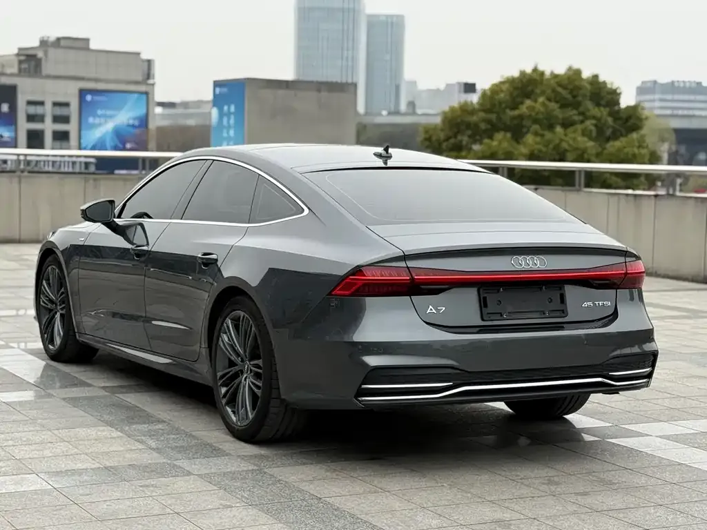 Audi A7 — фото 8