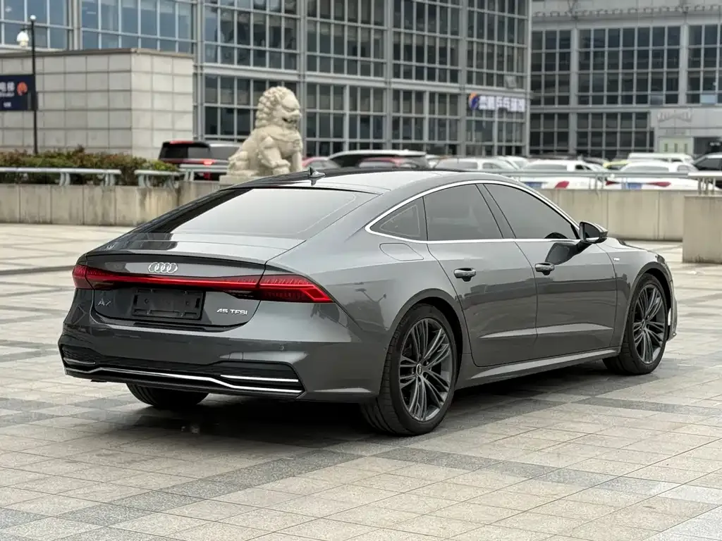 Audi A7 — фото 9