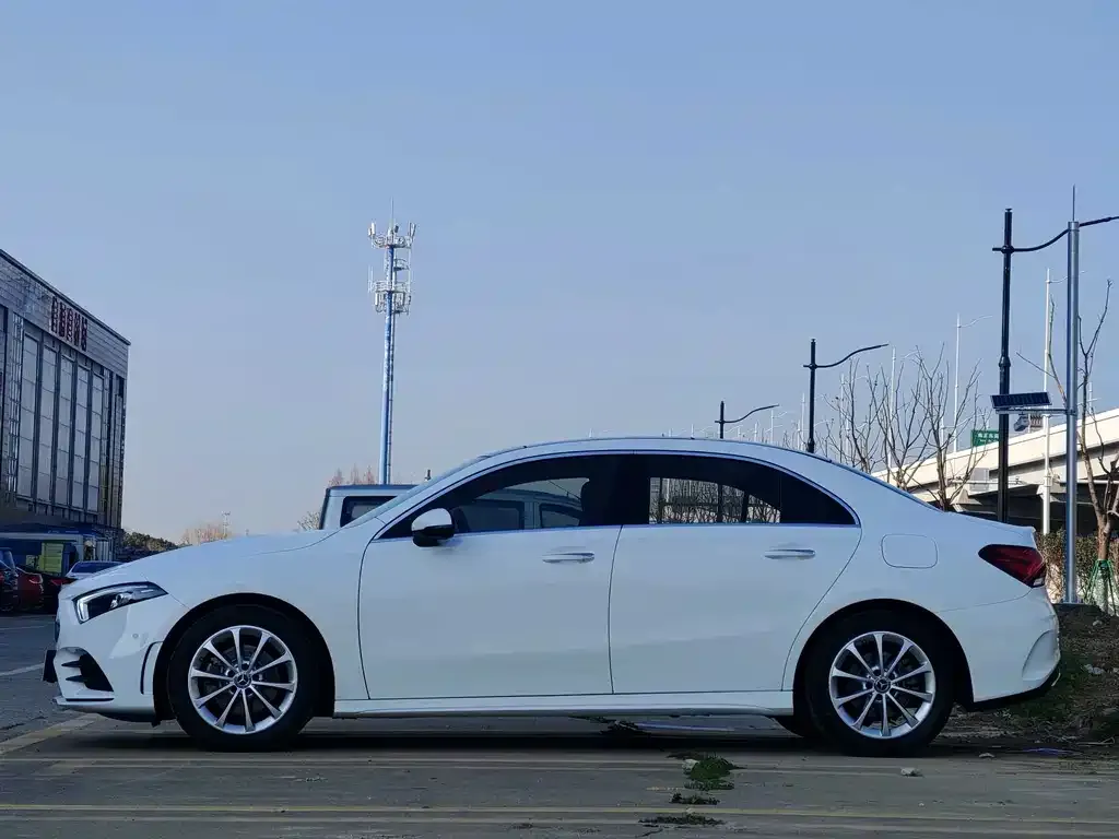 Mercedes-Benz A-Class 2021 из CN, фото 4