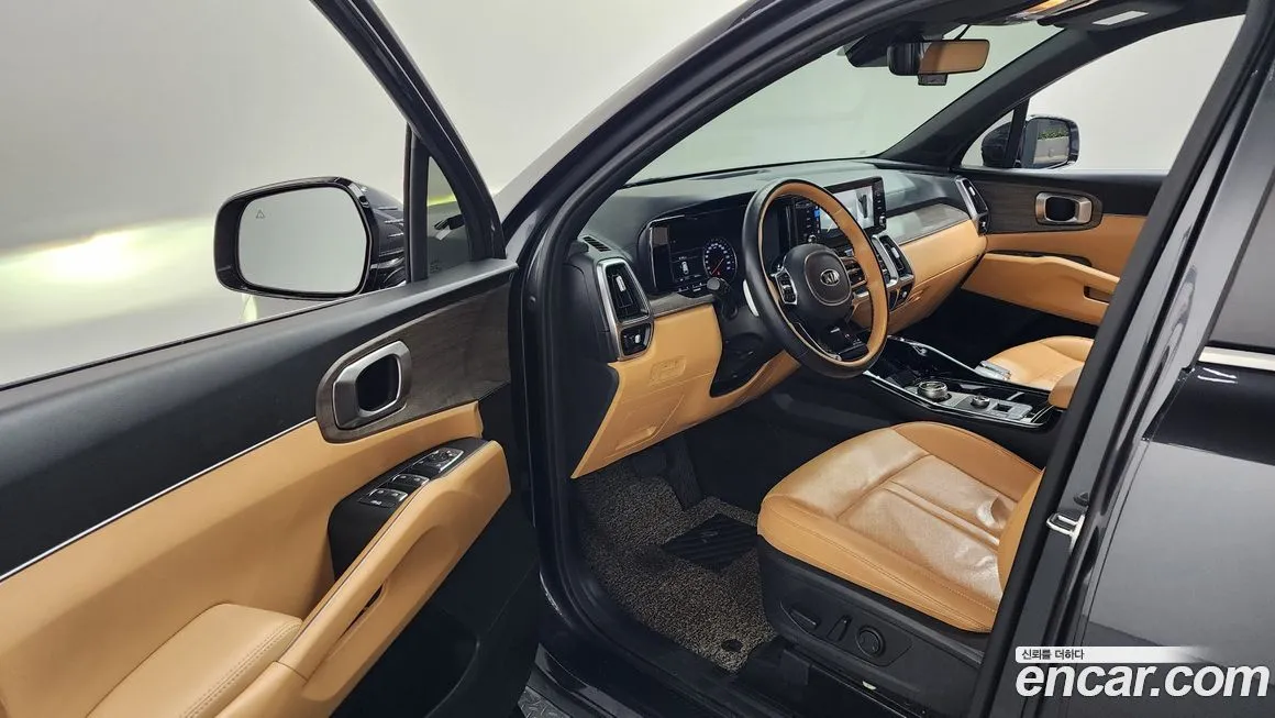 Kia Sorento — фото 8