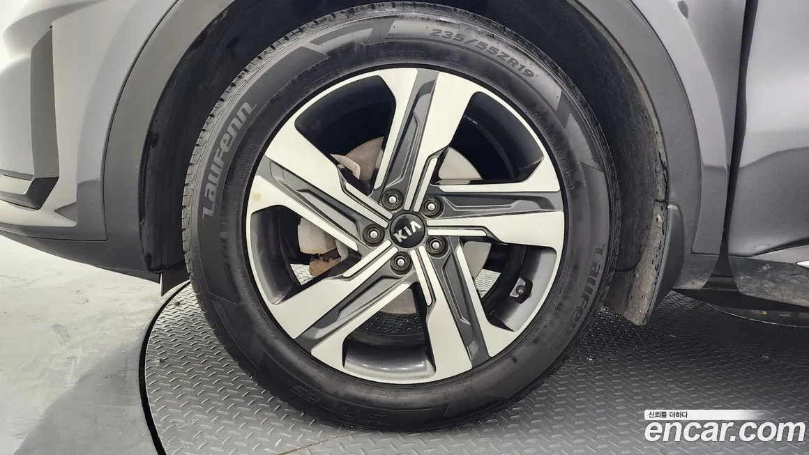 Kia Sorento — фото 3