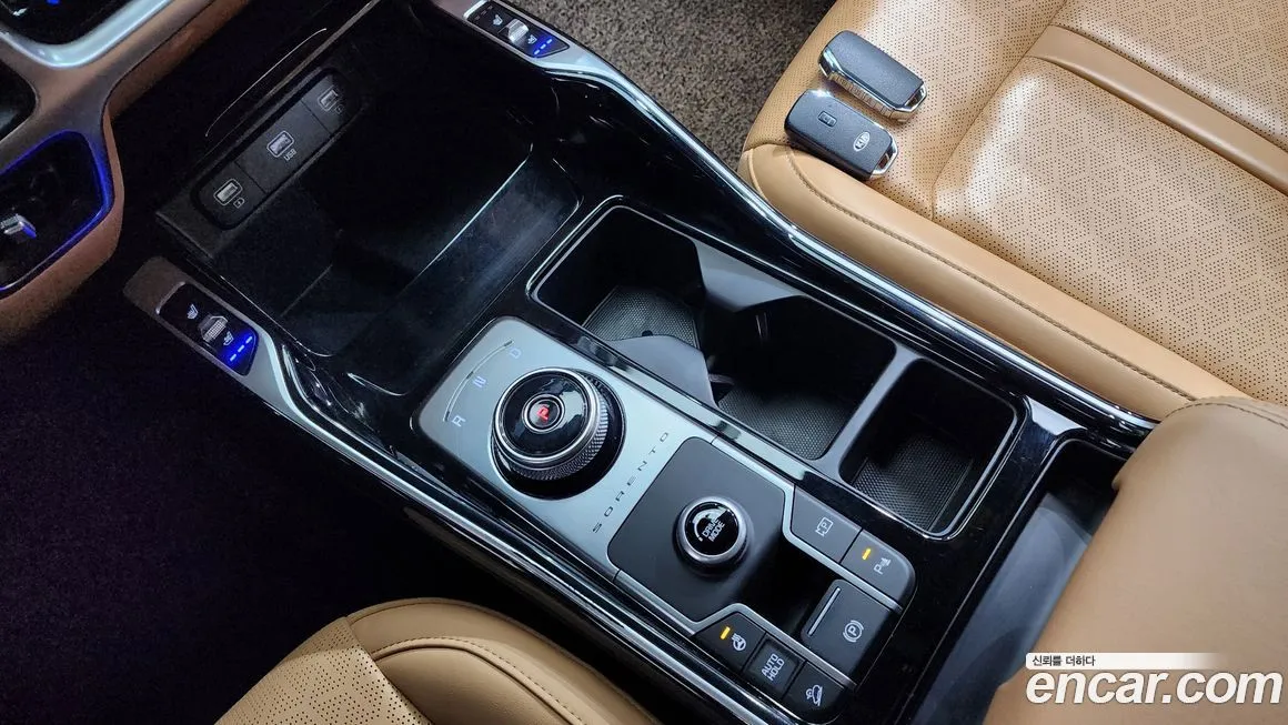 Kia Sorento — фото 9