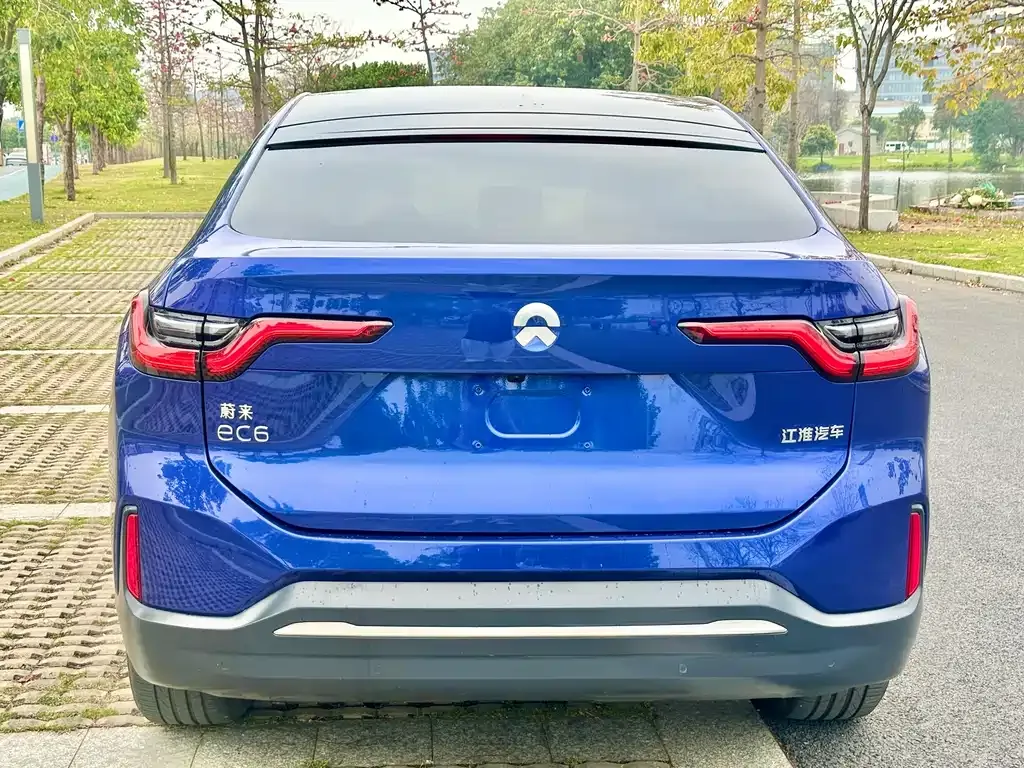 NIO EC6 — фото 7