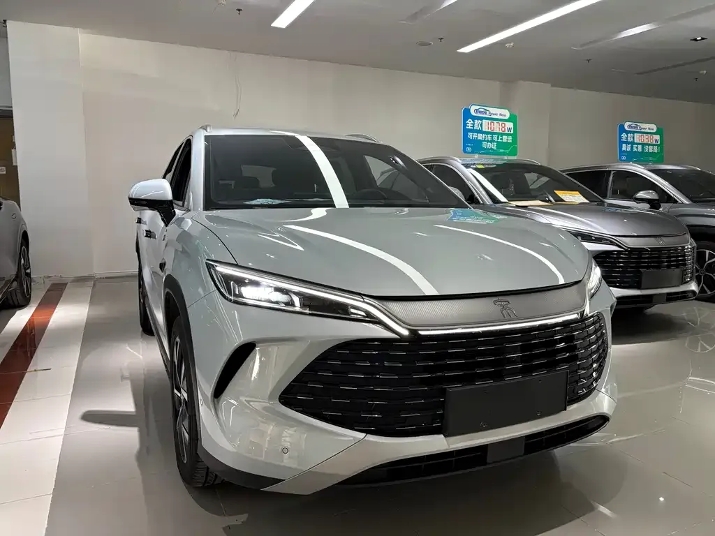 BYD L DM-i — фото 2