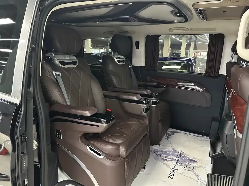 Mercedes-Benz Vito 2024 из CN, фото 6