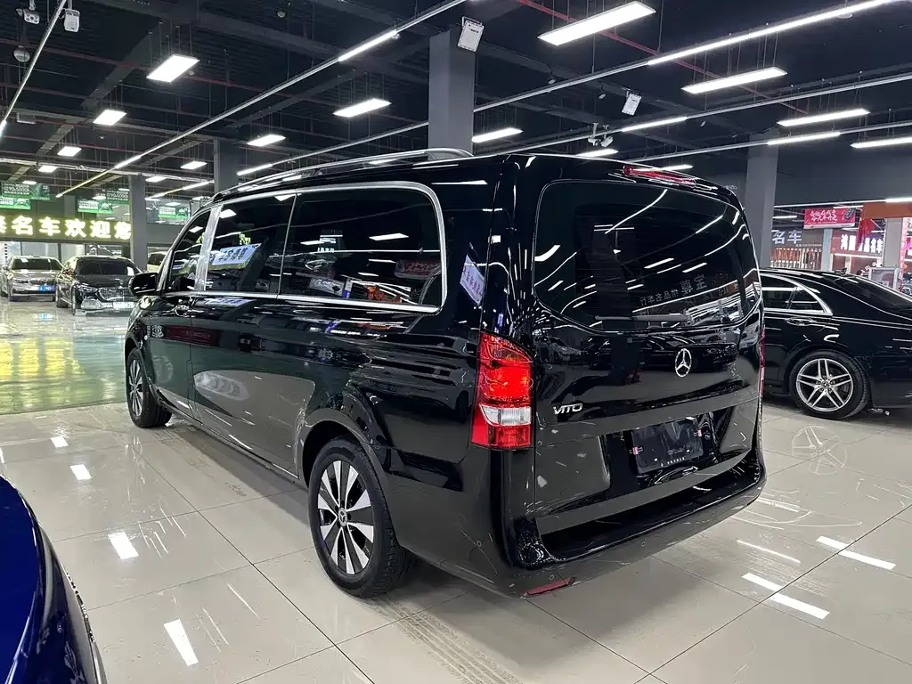 Mercedes-Benz Vito 2024 из CN, фото 8