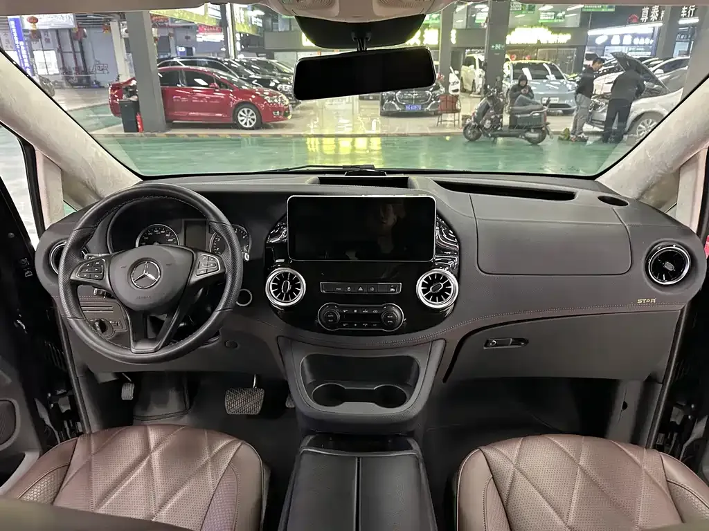 Mercedes-Benz Vito 2024 из CN, фото 5