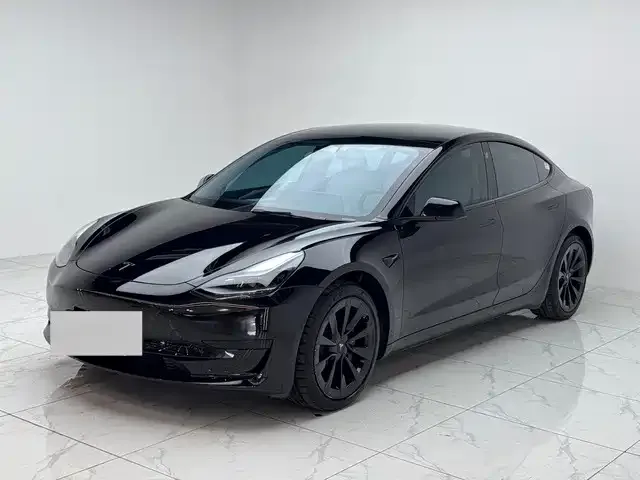 Tesla Model 3 — фото 10