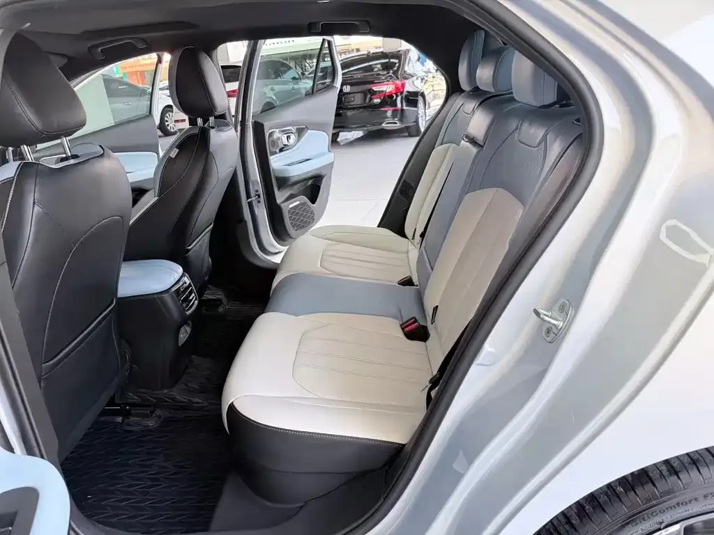 GAC Motor Shadow Leopard — фото 6
