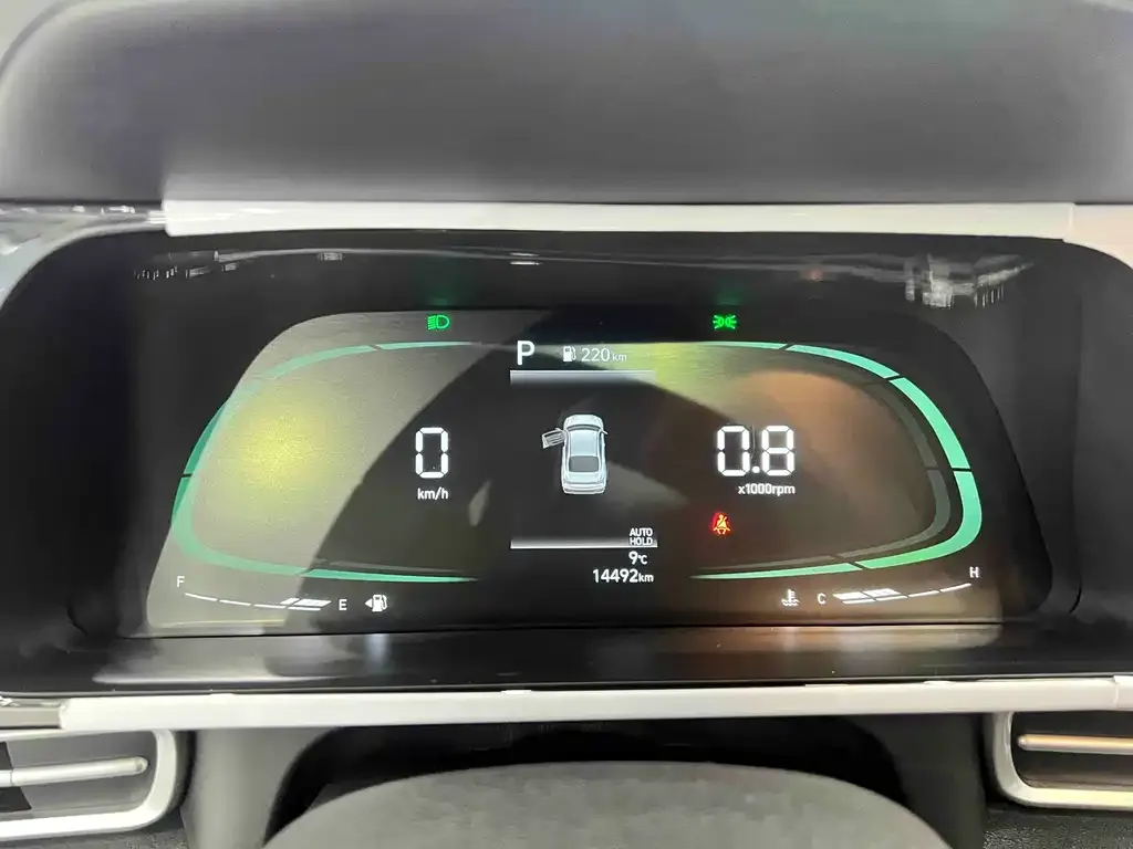 Hyundai Elantra 2024 из CN, фото 7