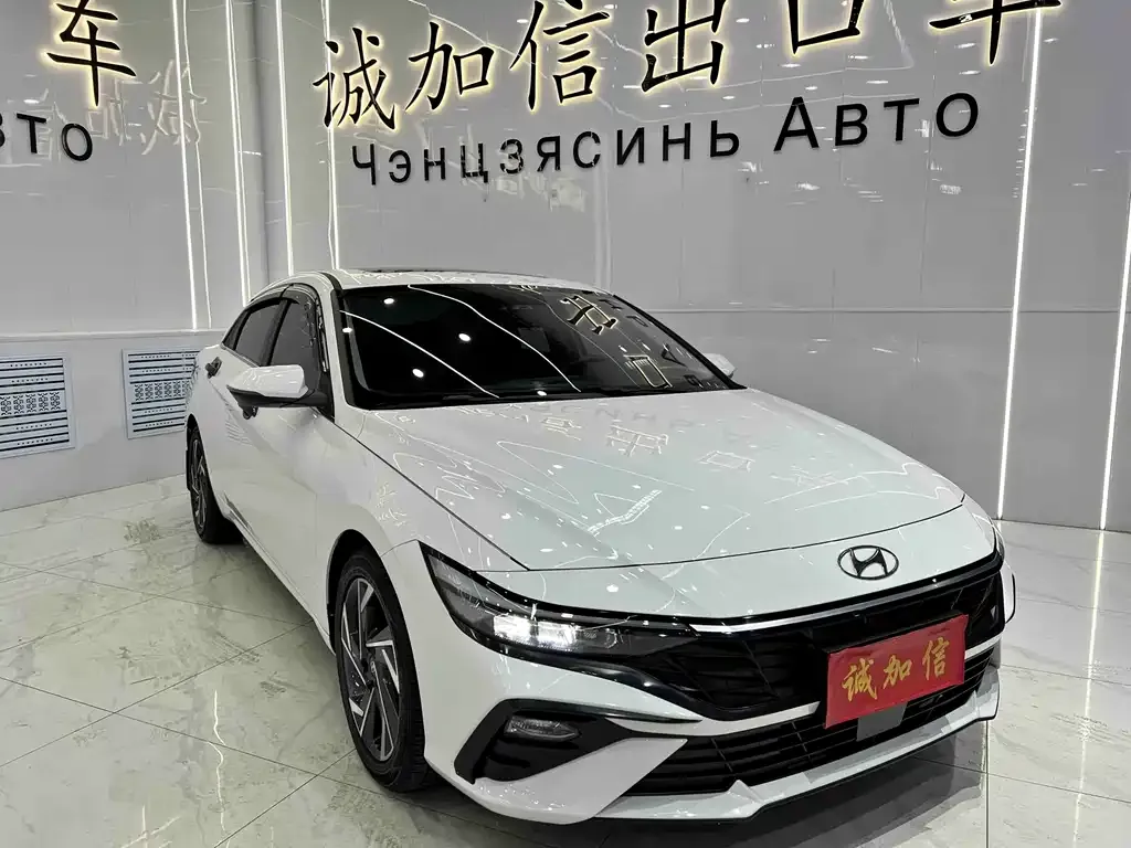 Hyundai Elantra 2024 из CN, фото 3