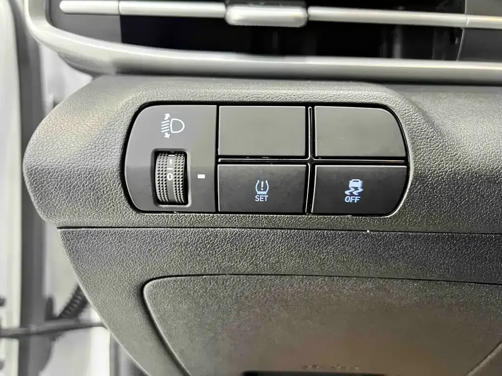 Hyundai Elantra 2024 из CN, фото 10