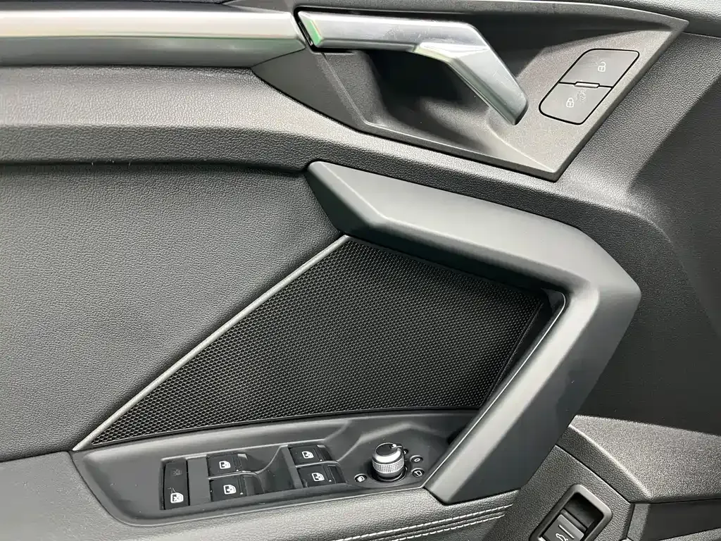 Audi A3 — фото 10