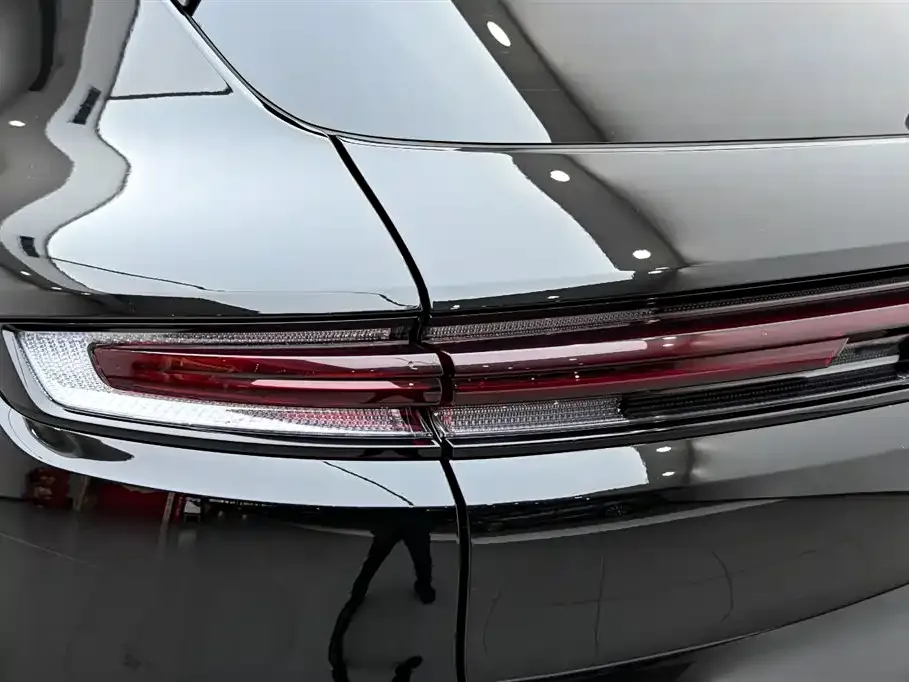 Porsche Cayenne — фото 4