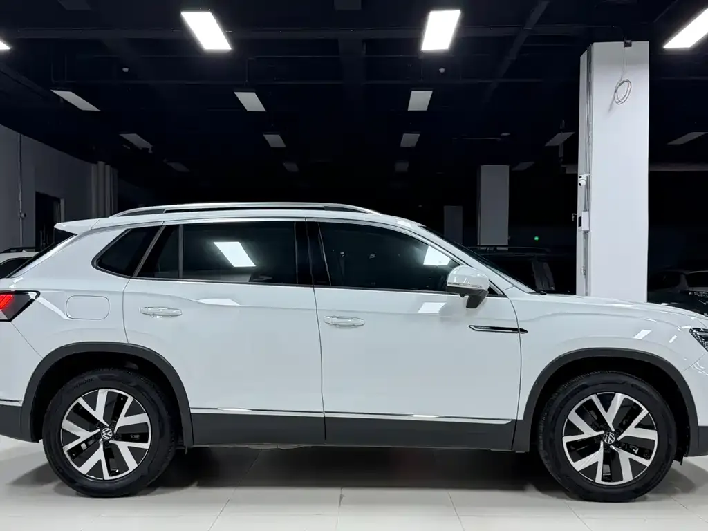Volkswagen Tayron 2022 из CN, фото 3