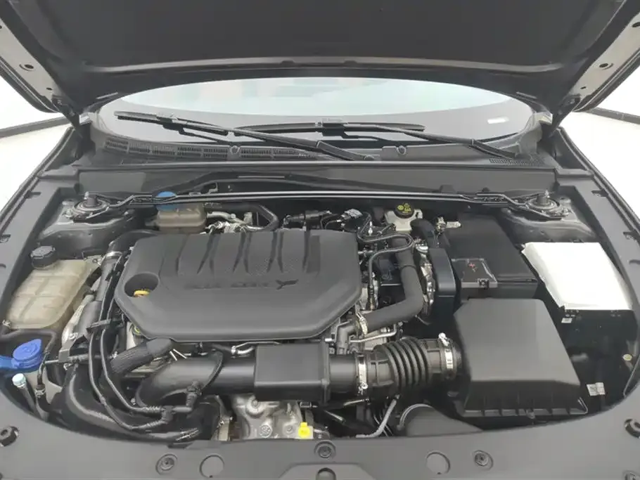 Changan UNI-V 2023 из CN, фото 6