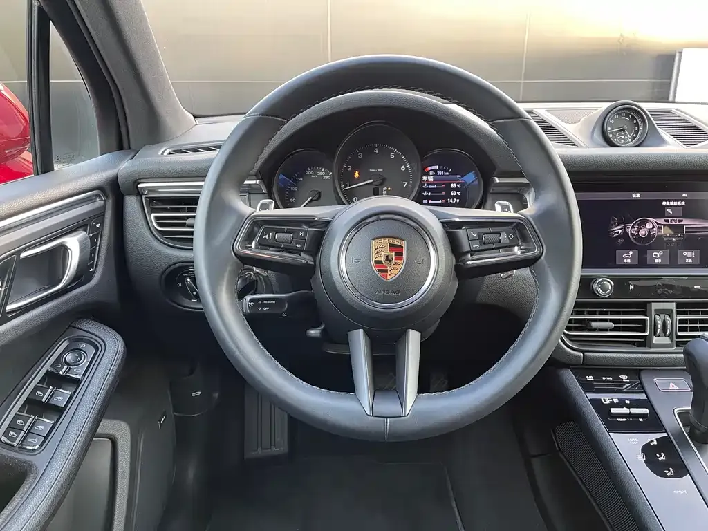 Porsche Macan 2023 из CN, фото 4