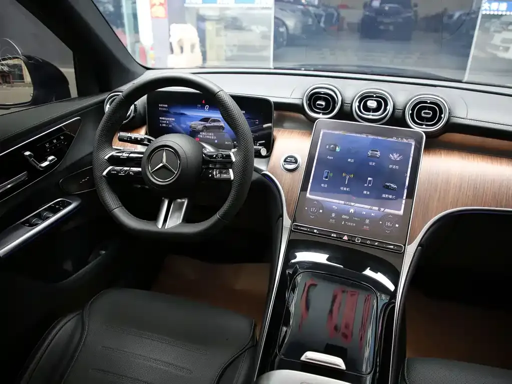 Mercedes-Benz GLC 2024 из CN, фото 6