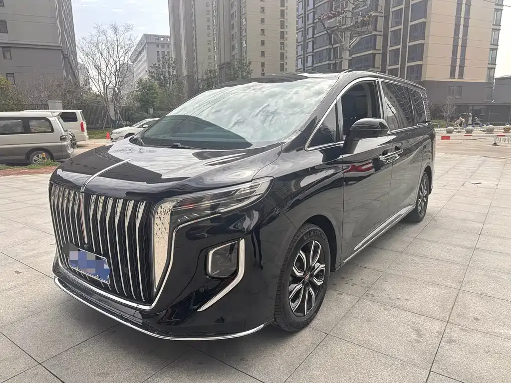 Hongqi HQ9 — фото 1